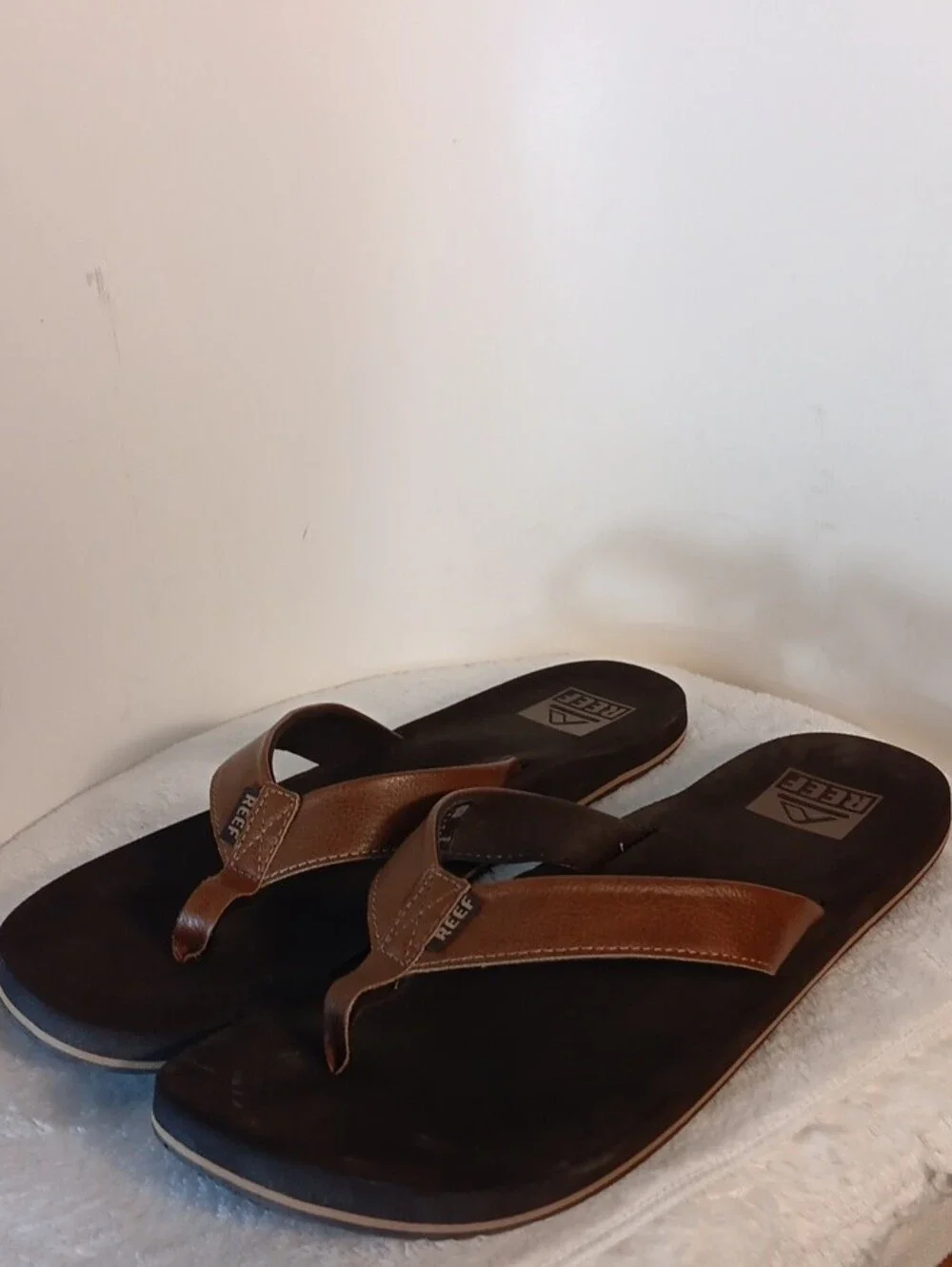 Reef Men's Brown Vegan Leather Flip-Flop Sandals